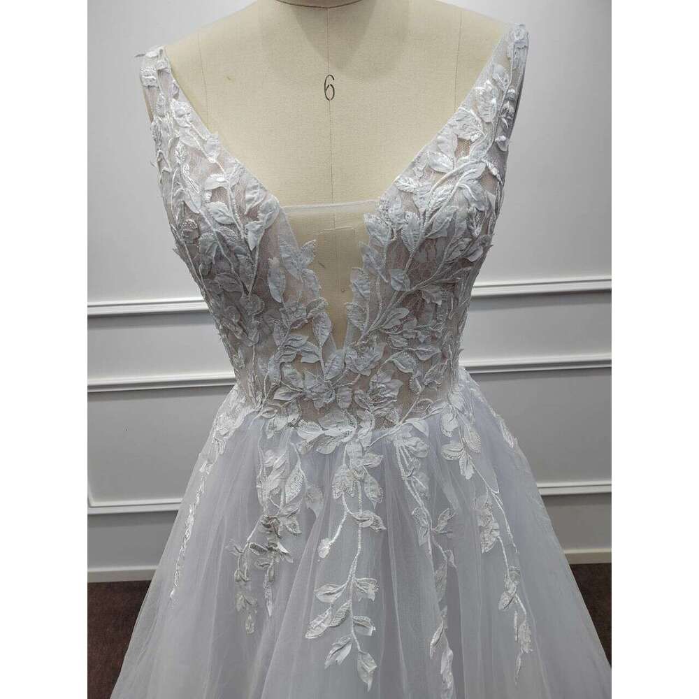 Soft Tulle Simple White Wedding Dresses V Neck Sleeveless Backless Spaghetti Straps Appliques Bridal Gowns Vestidos De Novia