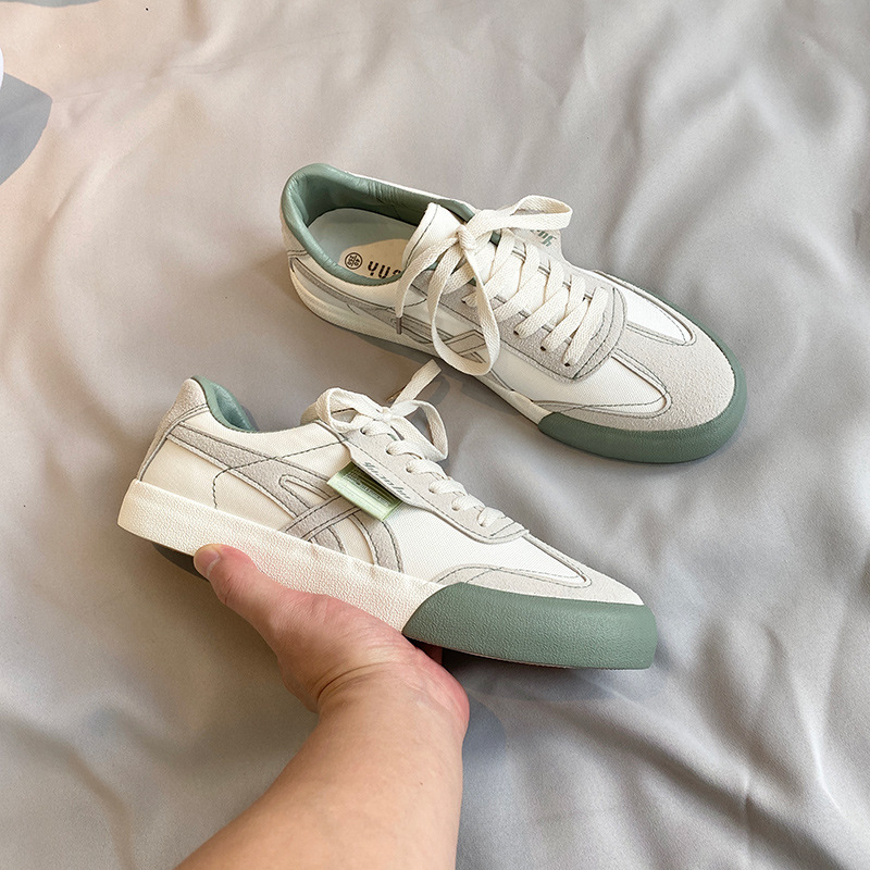 Men's Canvas Shoes: Quality 2024 Korean Style Fashion Hot Sneakers (White)