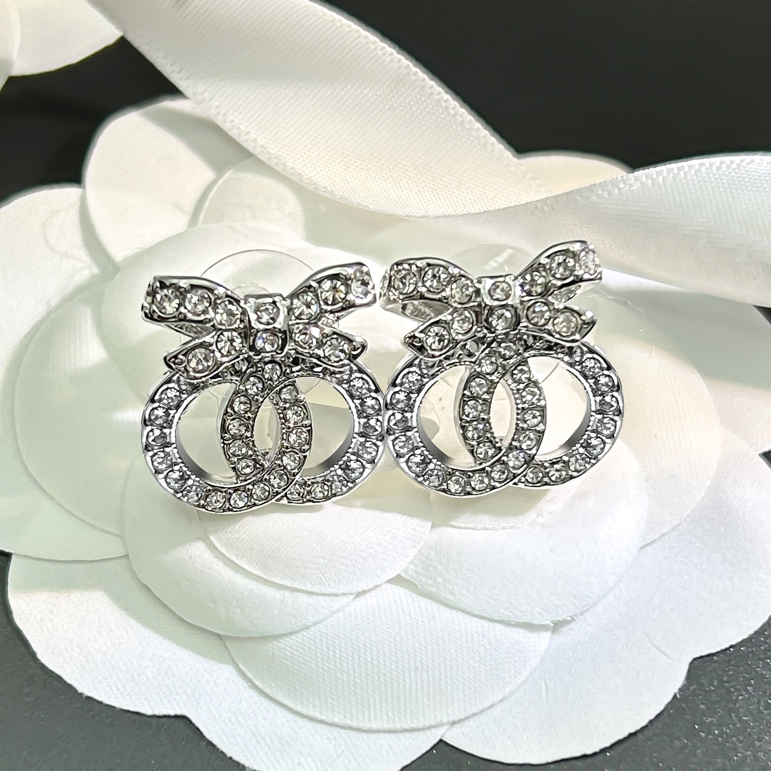 Brand Bow Stud Earring for Womens 18K Gold Plated Earrings Crystal Rhinestone Designer Earrings Jewelry Woman