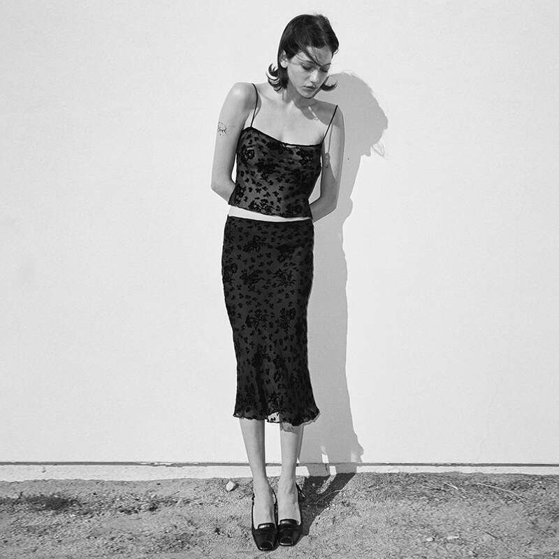 Summer New Silk Plush Velvet Printed Sexy Slant Cut Skirt Elegant French Style Waist Self Cultivation Novelty High Waist Dress Pregnant Women S Dress