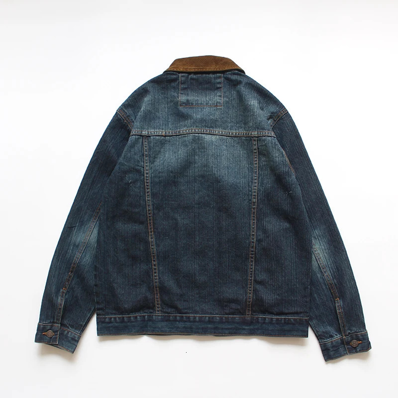 Classic Mens Denim Jacket with a Retro EdgePerfect for Autumn 240716