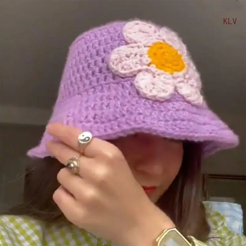 Elegant Bucket Hat Colorful Crochet Hat Holiday Decors Vacation Hat Western Cloch for Schoolgirls 240712