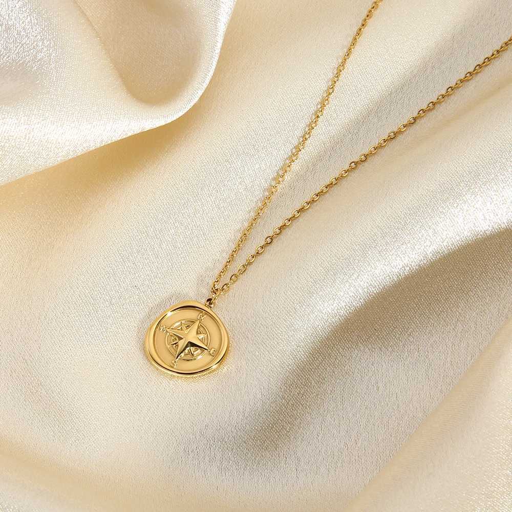 Pendant Necklaces 316L stainless steel PVD gold-plated geometric compass pendant necklace womens waterproof texture necklace 2022 J240719