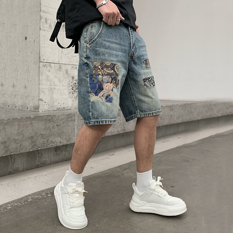 Trendy brand denim shorts with embroidered patches and patches, men's summer new style, personalized straight leg plus size five quarter pants