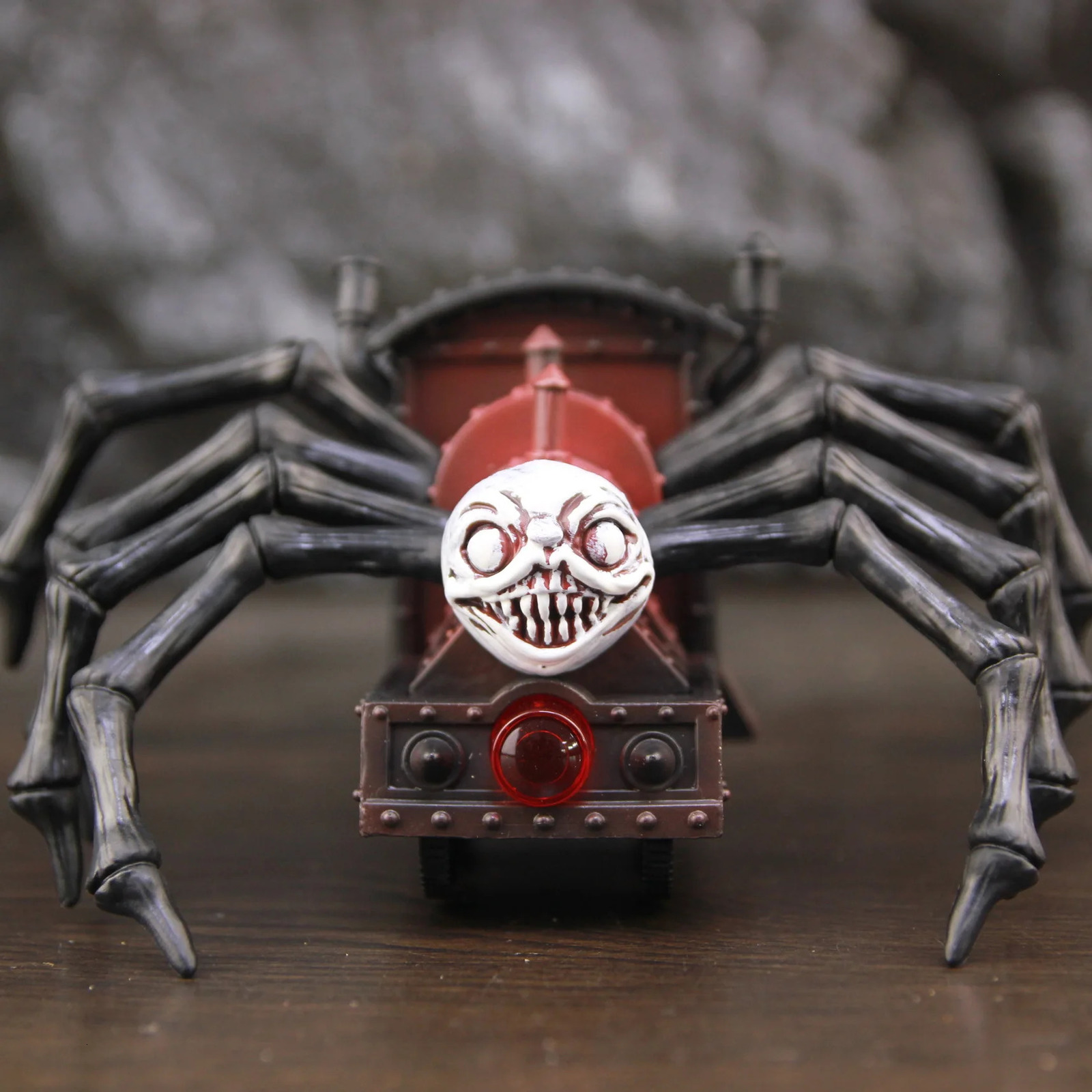 Collection Choo Charles 9cm Tall Action Figure Statue Figurine Thomas Spider Train Adventure Horror Games Toys Doll Model 240717