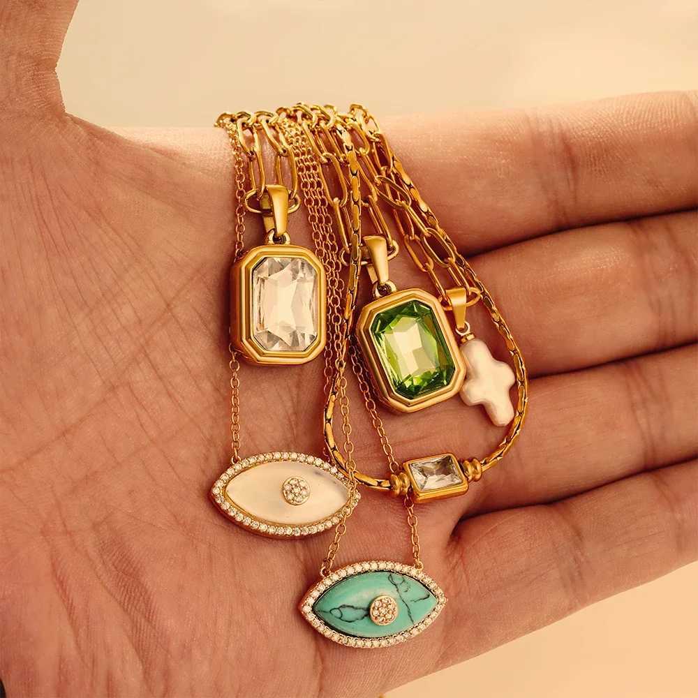 Pendant Necklaces Vintage Trkiye Eye of Evil Opel Pendant Square Multicolor Crystal Snake Chain Necklace Shiny CZ Pearl Cross Necklace Jewelry J240719