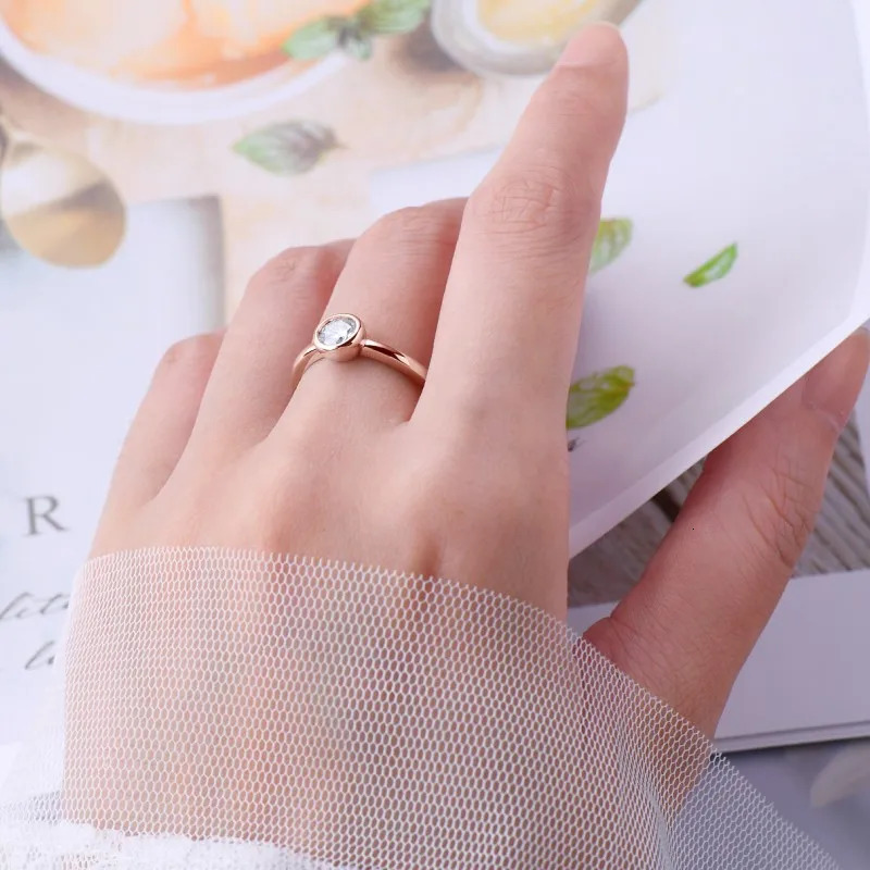Anziw Classic 0.5ct Moissainete Wedding Ring Womens Gold Watch Band 5mm Laboratory Diamond Card Ring Engagement Jewelry Gift 240805