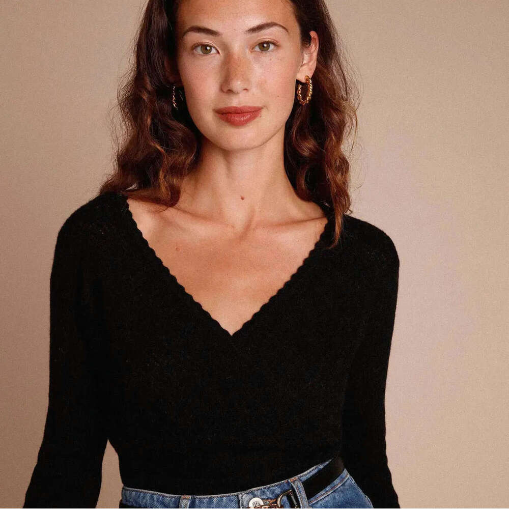 New Merchandise Best Saller Fashion Hip Hop Slim Crop Top Casual Sports Fitness Turtleneck Collar Blouse Slim-fit Stripe Women's T Shirt Clothes