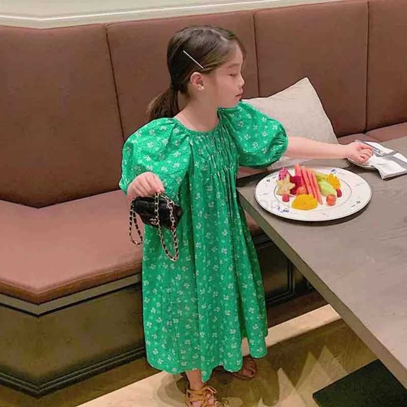 Dressed girls summer clothing sweet floral loose versatile casual 2-7 year Beibei countryside style fashion childrens clothingXJ240720