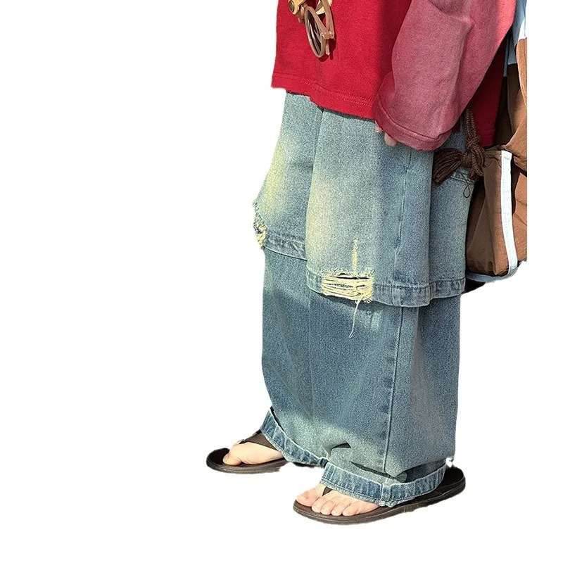 Spring Childrens Breakthrough Jeans Baby Two Pieces of Straight Denim Small and Medium sized Childrens Pants 240716