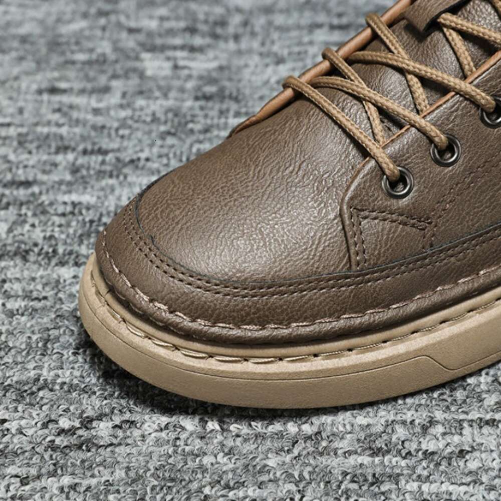 Men's Classic Leather Hot Sale Men Casual Sneakers Lightweight Wear-Resistant Platform Walking Shoes Male Vulcanized Shoe