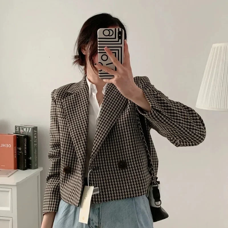 Vintage Plaid Crop Blazer Top Chic Elegant Office Clothing Spring Autumn Lady Suit Jacket Women Double Breasted Coats 240715