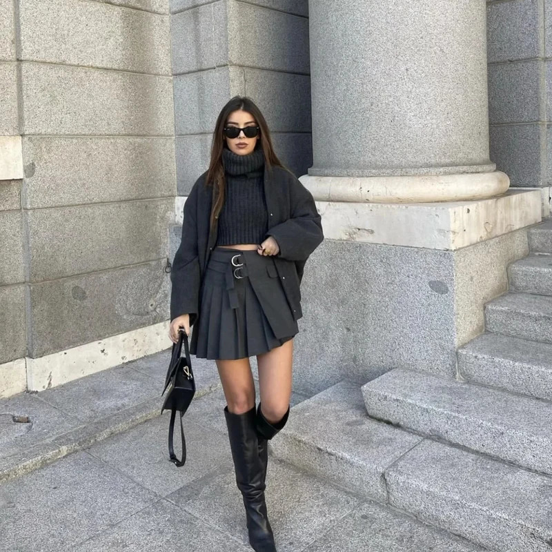 TRAF Woman Tweed Jacket Coat Fluffy Plush Jackets for Women Bomber Jacket Coat Autumn Winter Black White Demi-season Jacket 240712