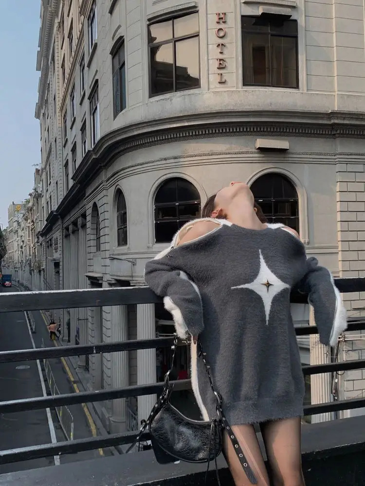 Autumn and winter mohair sweater women loose harajuku lazy style fashionable off-shoulder long-sleeved sweater top 240717