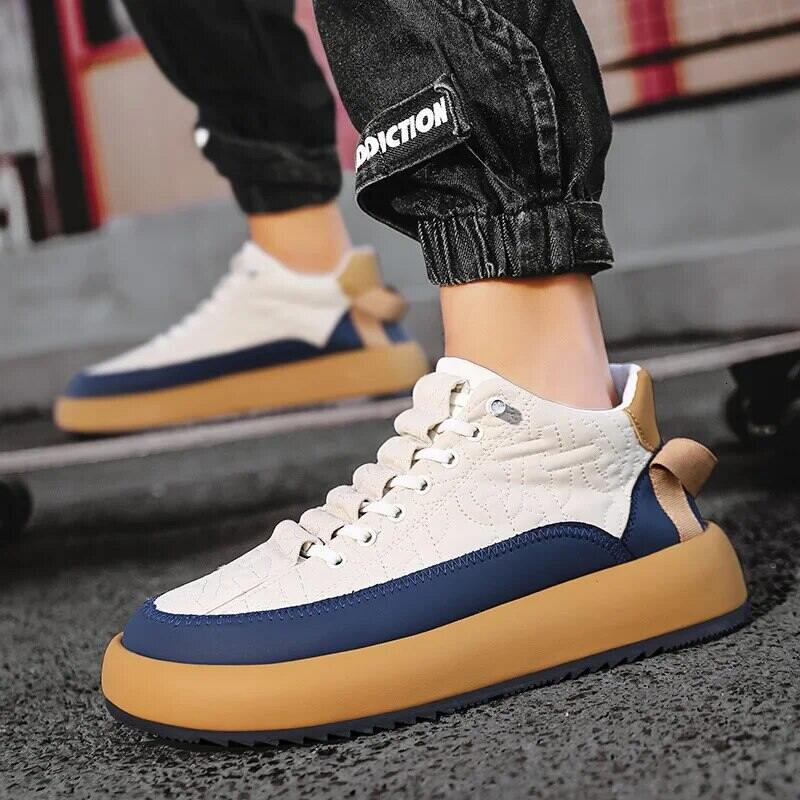 2024 Winter Men Versatile Black Leather Sports Casual Skate Shoes Small White Fashion Trendy