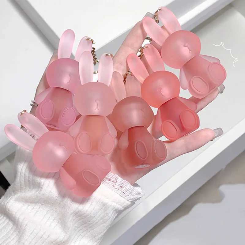 Rabbit Keychain Design Matte Lip Mud Lipstick Velvet Lip Glaze Sexy Red Lip Gloss Women Lasting Lip-Tint Cosmetics Make UpXJ241205