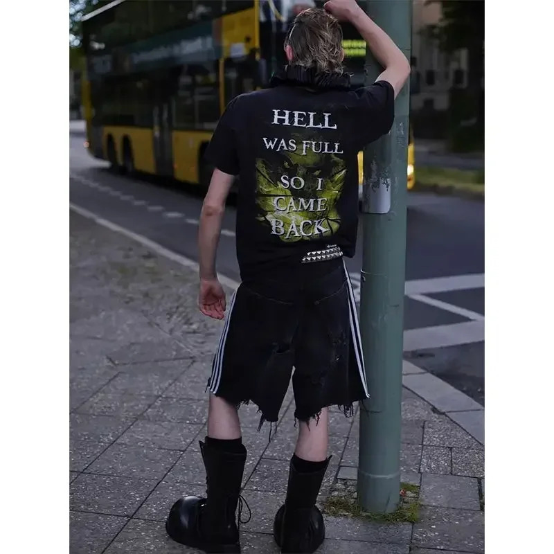 Black Hip-hop Hole Beggar Jeans Shorts Mens American Street Washed Old Loose Five-part Pants Streetwear Men Y2k Clothes Pants 240716