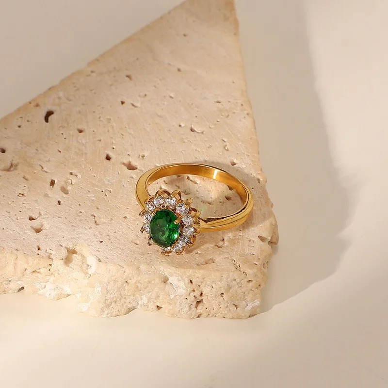 Gold Plated Stainless Steel Inlaid Green Zircon Ring Ladies Fashion Versatile Rings Jewelry 240713
