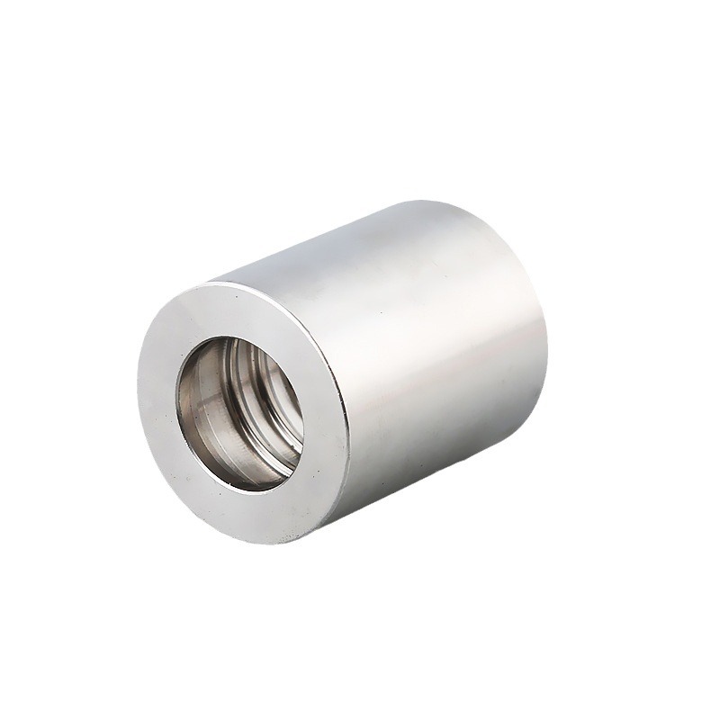 Manufacturer supplies sleeve standard buckle type hose joint sleeve high-pressure oil pipe joint iron sleeve