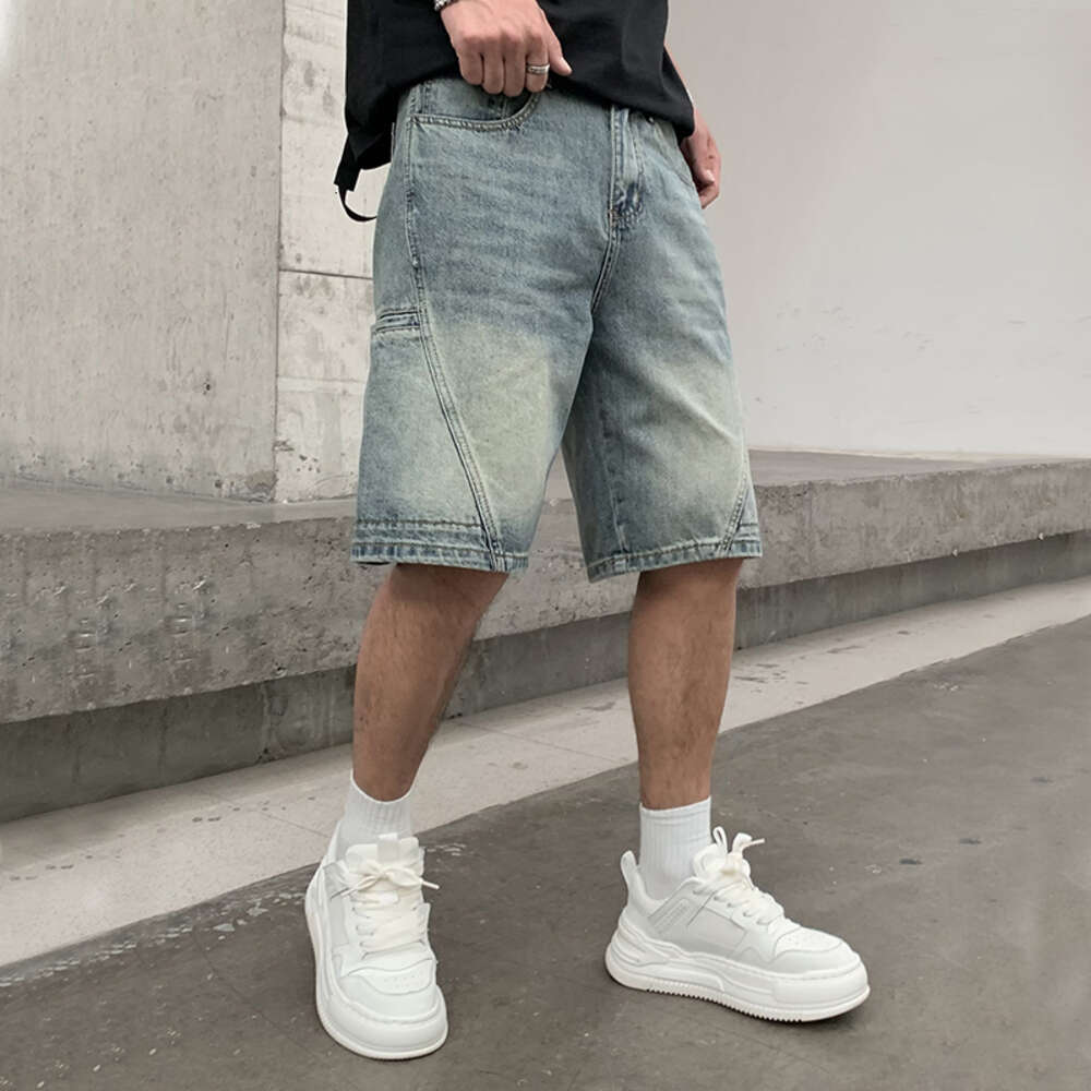 Handsome high-end light colored denim for men summer, trendy and fashionable design, casual five inch mid length shorts in large size