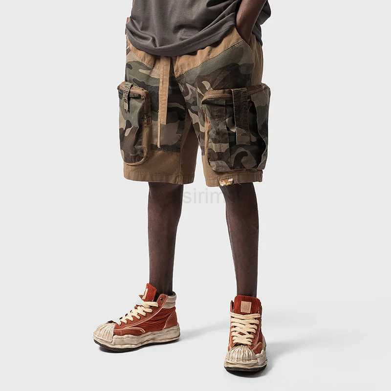 Summer Street Multi Pocket Camouflage Patchwork Mens Camo Shorts Pants Retro High Street Male Wide Leg Five Point Cargo Pants M240720