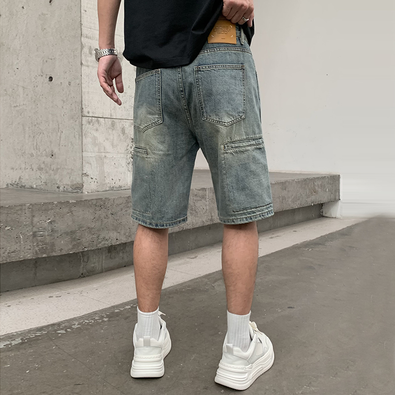Handsome high-end light colored denim for men summer, trendy and fashionable design, casual five inch mid length shorts in large size