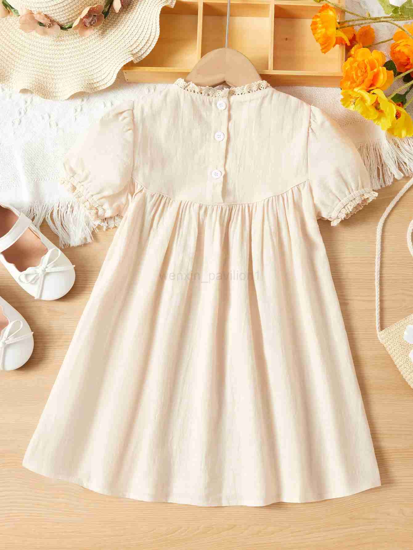 Girls Casual Embroidered Floral Dress Little Girls Fashion Birthday Gift Princess Dress Kids Pure Cotton Puffy Sleeve ClothesXJ240720
