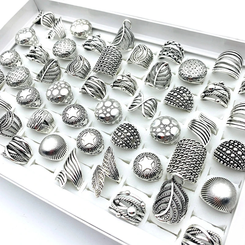 Wholesale of 100 pieces/batch of mixed vintage jewelry rings mens vintage carved pattern finger accessories anniversary silver plating 240710
