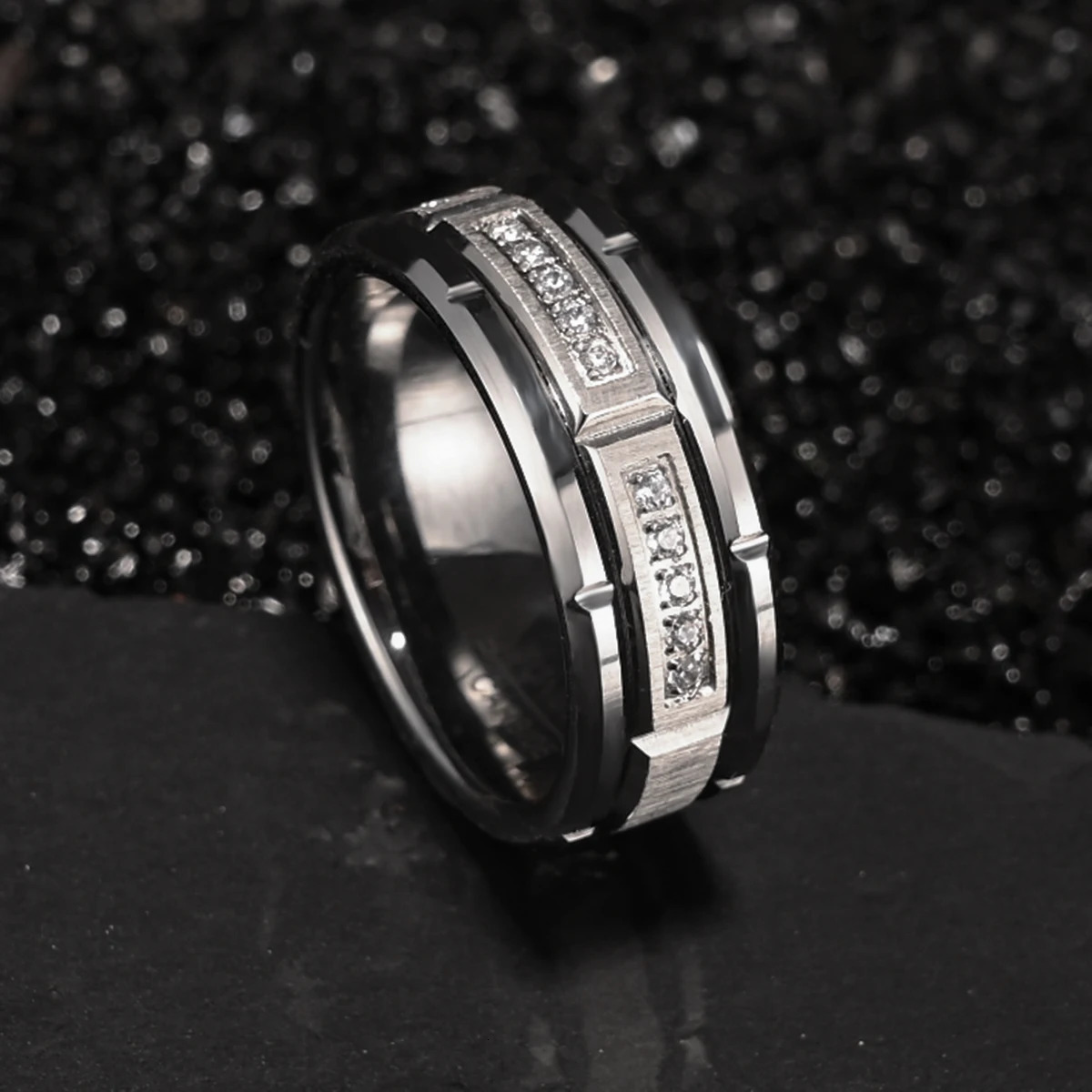 Tungsten Carbide Mens Ring White Zircon 8mm Couple Wedding Ring Fashion Hip Hop Suitable for Daily Wedding Party Wear 240718 - view 5
