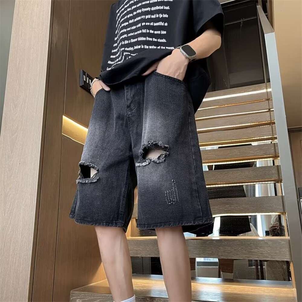 Men's denim shorts, men's summer style, American high waisted outer straight leg pants, cool and casual five quarter pants