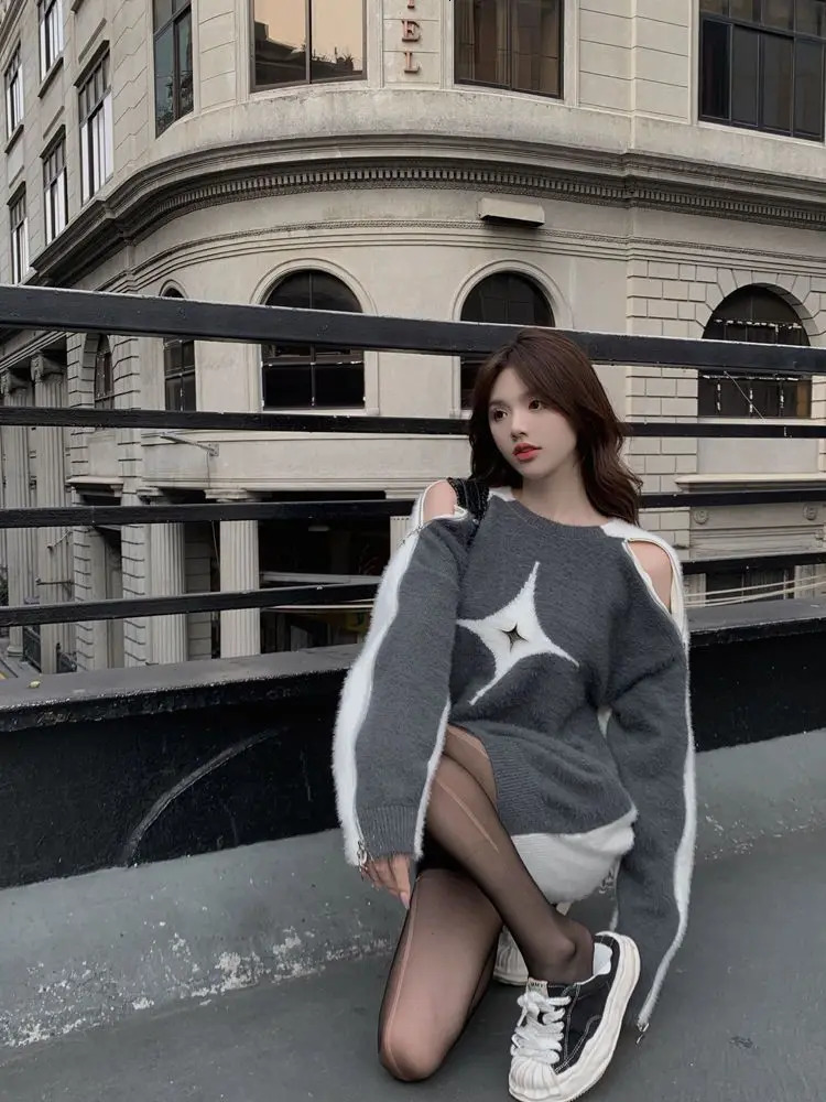Autumn and winter mohair sweater women loose harajuku lazy style fashionable off-shoulder long-sleeved sweater top 240717