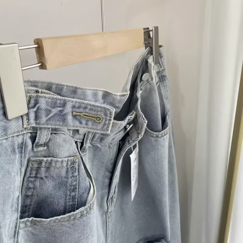 Summer thin denim shorts, Korean version, trendy holes, slim fit, casual fashion pants, men's five point horse pants