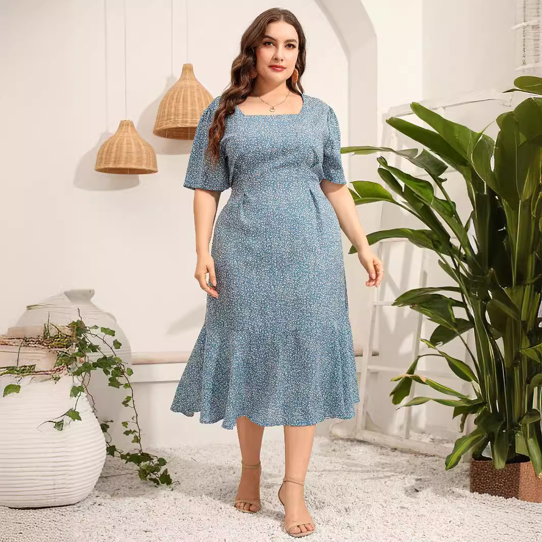 New plus size women's square neck short sleeved dress with floral detailing and slim fit fishtail skirt