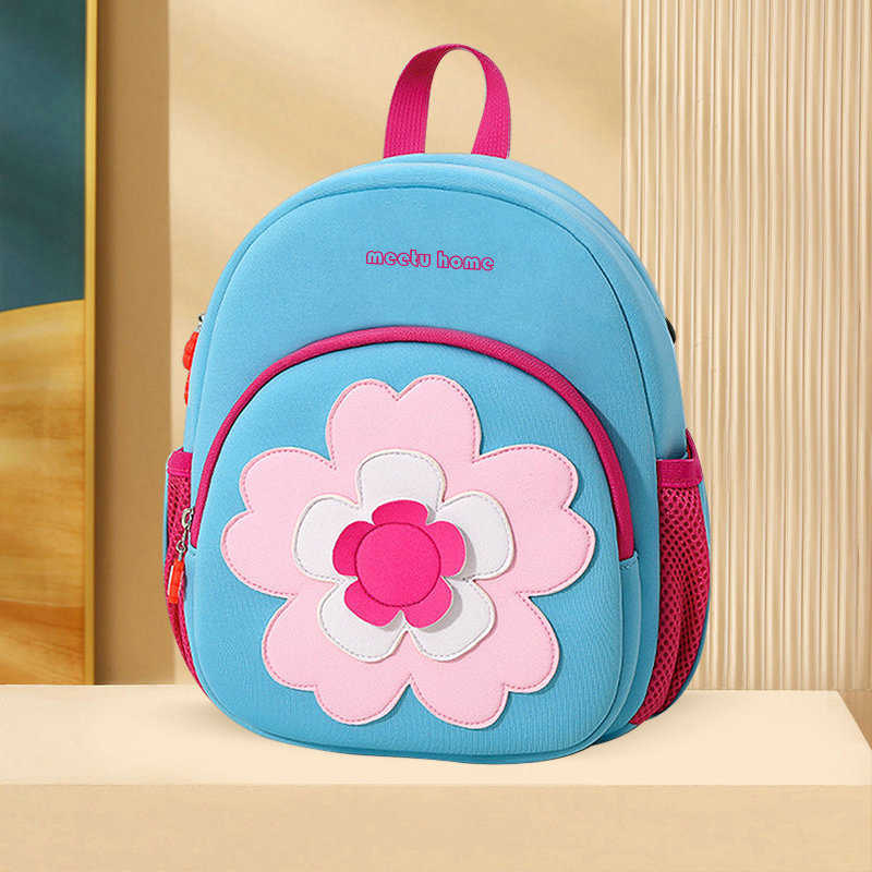 Backpacks Classic backpack with waterproof travel laptop canvas outdoor backpack suitable for girl designL2405