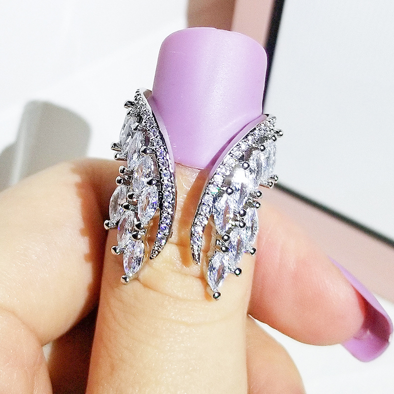 Fashion Designer Rings Angel Wing Design Crystal Diamond High Quality Silver Plated Ring with Open Size Men Woman Zircon Jewelry