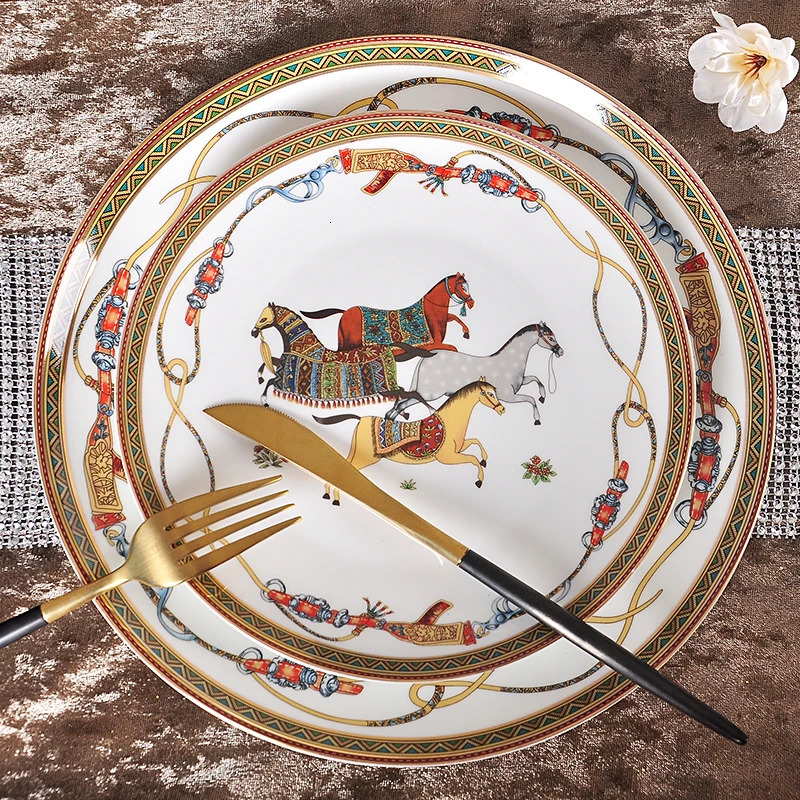 European Bone China Western Dish Plate Beautiful Ceramic Tableware el Decorative Plate For DessertSteakSnackWedding Gifts 240711
