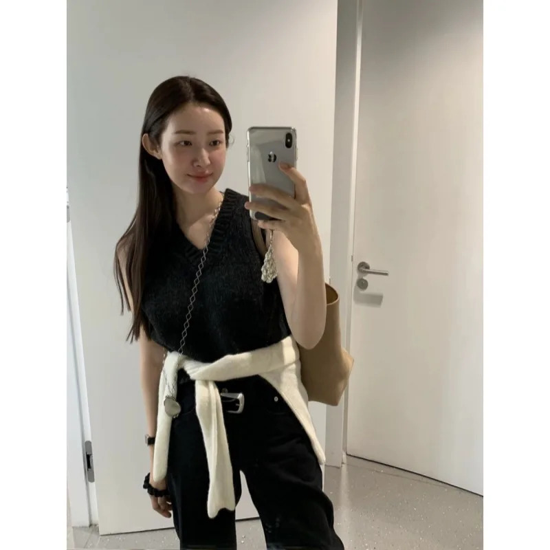 Miss Wu Han Dynasty with retro mirror pendant Ringer chain waist chain sweater chain collarbone chain female 240719