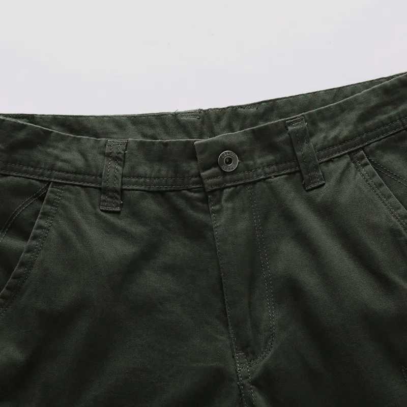 2024 Summer Mens Multi Pocket Military Cargo Shorts Male Cotton Green Mens Casual Tactical Shorts Short Pants No Belt M240720