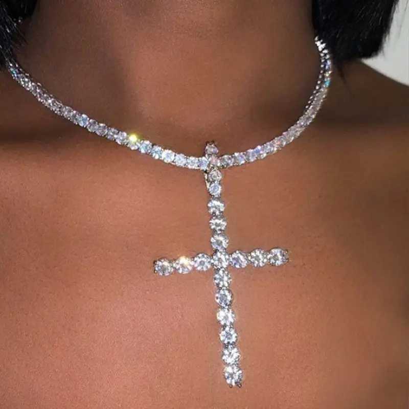 Pendant Necklaces Ins Hip Hop Crystal Ankh Cross Pendant Necklace Womens Tennis Chain Pink Water Diamond Multi Layer Butterfly Necklace Party Jewelry 