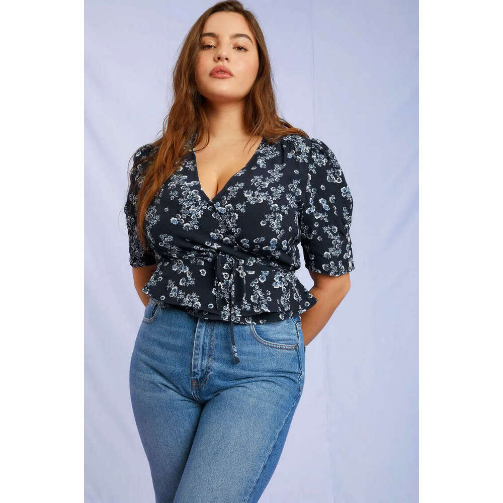 Womens Clothes New Merchandise Best Saller Spring Retro Fashion Hollow Out Slim Top Female Turtleneck Skinny Base Couples Stretch Casual Undershirt