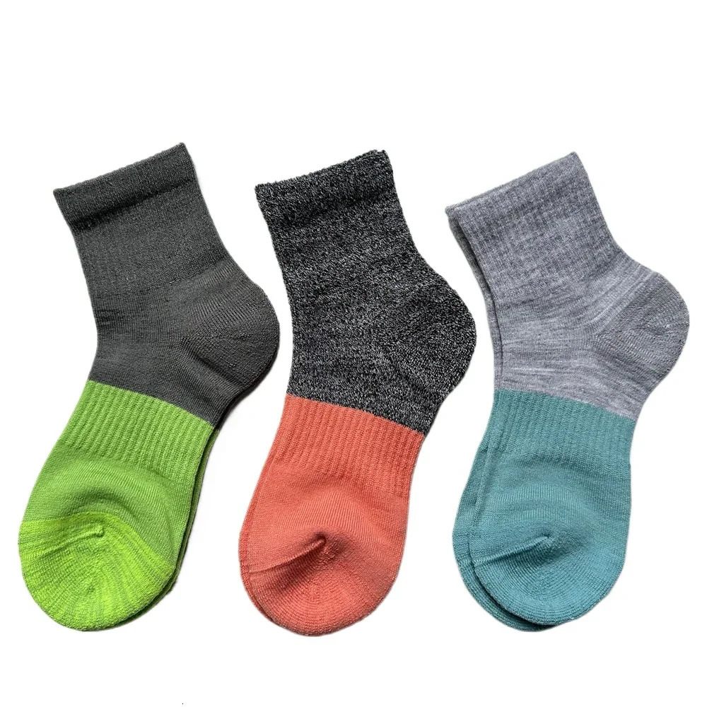 Womens Merino Wool Cushioned Hiking Socks 50% Merino Wool Lightweight Moisture Wicking Cycling Socks Running Tennis Sports Socks 240715