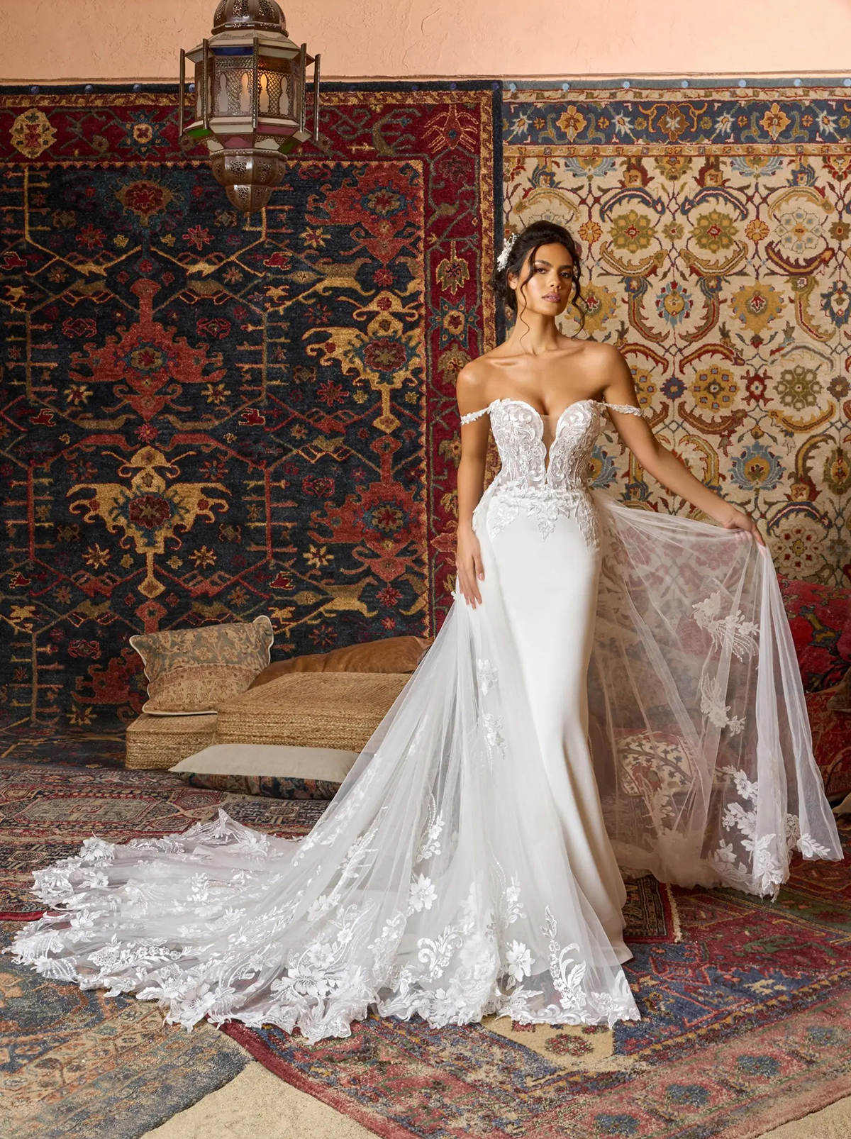 Sexy Mermaid Wedding Dress Appliques Sweetheart Neck Off Shoulder Bride Gowns Sleeveless Sheer Zipper Back Bridal Dresses Vestido De Novia