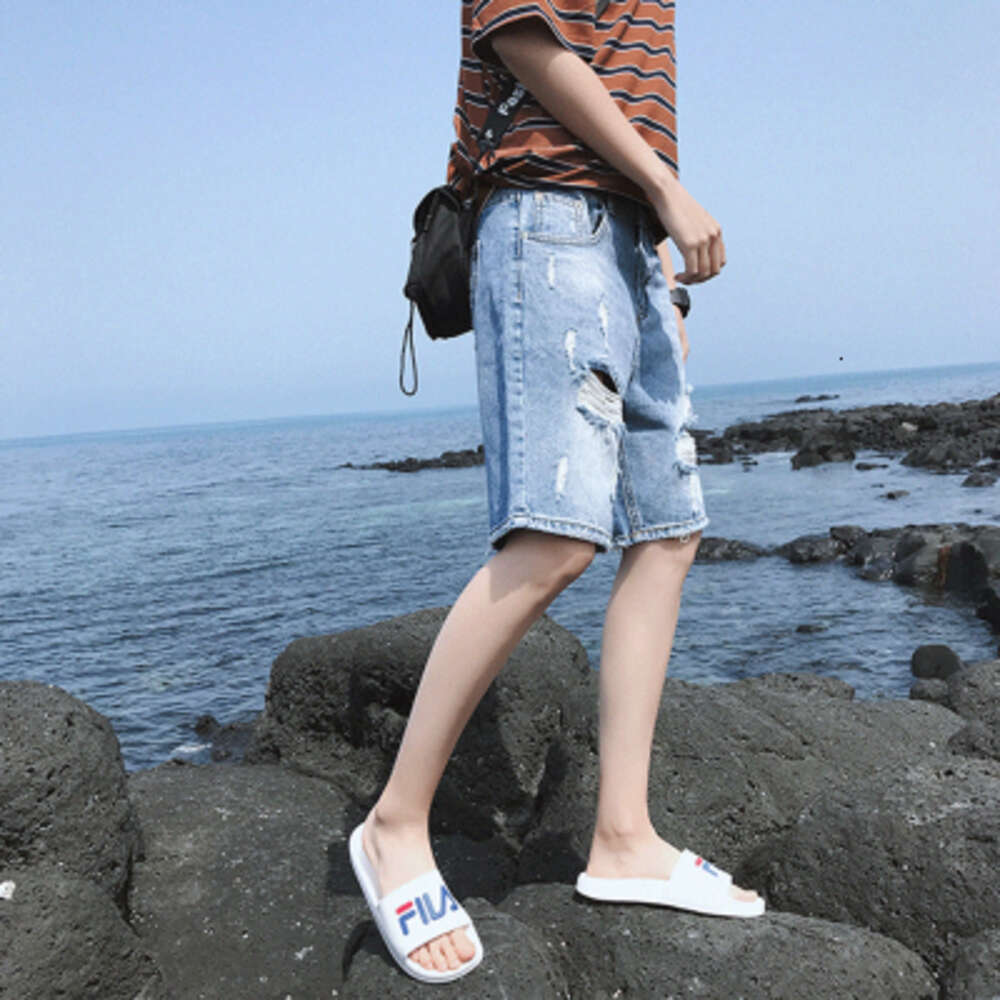 Summer denim shorts, trendy loose fit, men's cropped ripped horse pants, casual thin design