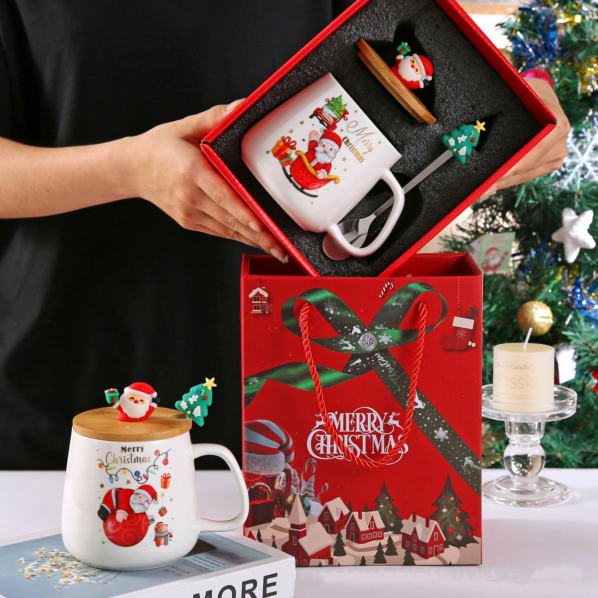 Creative Christmas Day Cup Cartoon Gift With Lid Spoon Souvenir Mug Cross Border Santa Claus Ceramic Mug