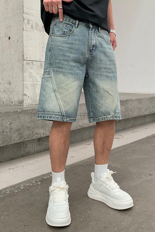 Handsome high-end light colored denim for men summer, trendy and fashionable design, casual five inch mid length shorts in large size
