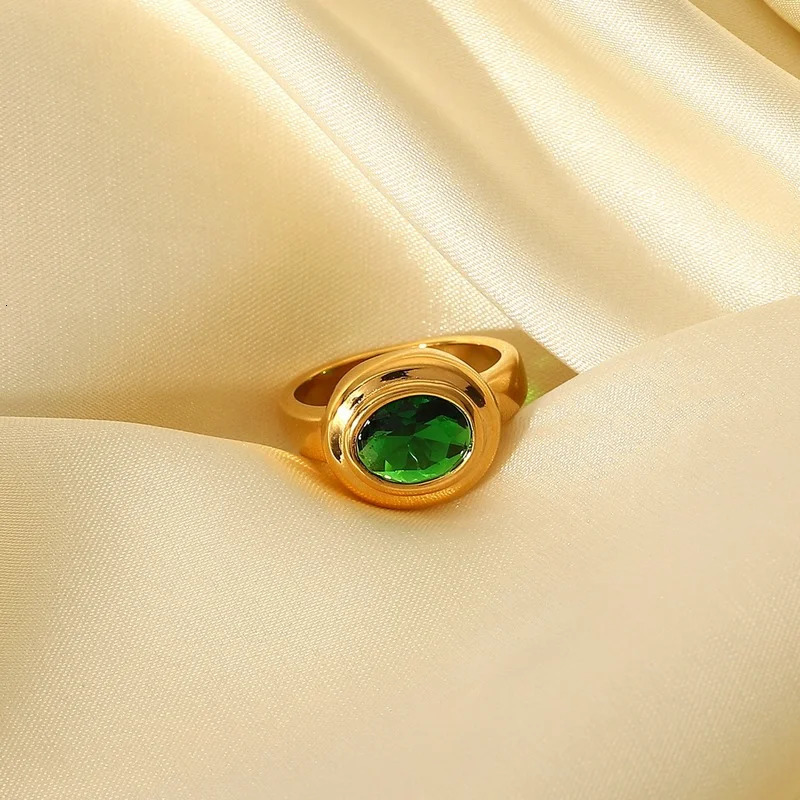 Gold Plated Stainless Steel Inlaid Green Zircon Ring Ladies Fashion Versatile Rings Jewelry 240713