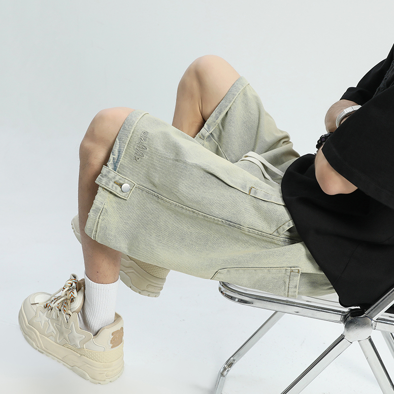 Clean fit washed distressed loose wide straight leg casual five part denim shorts for both men and women
