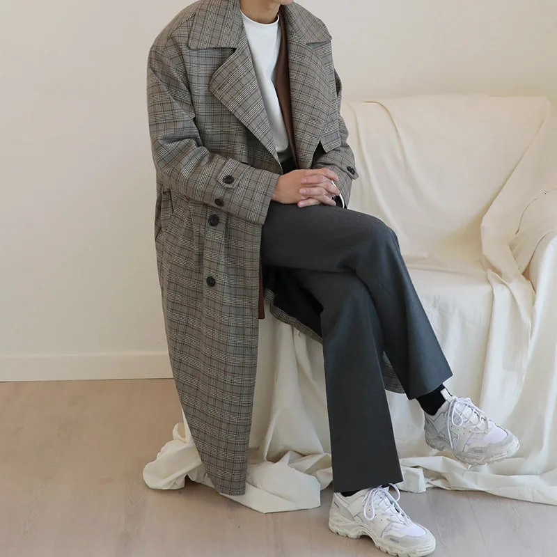 Autumn Checked Couple Windbreaker Korean Version Trend Medium Long Coat Mens Handsome Chic Over Knee Coat 240719