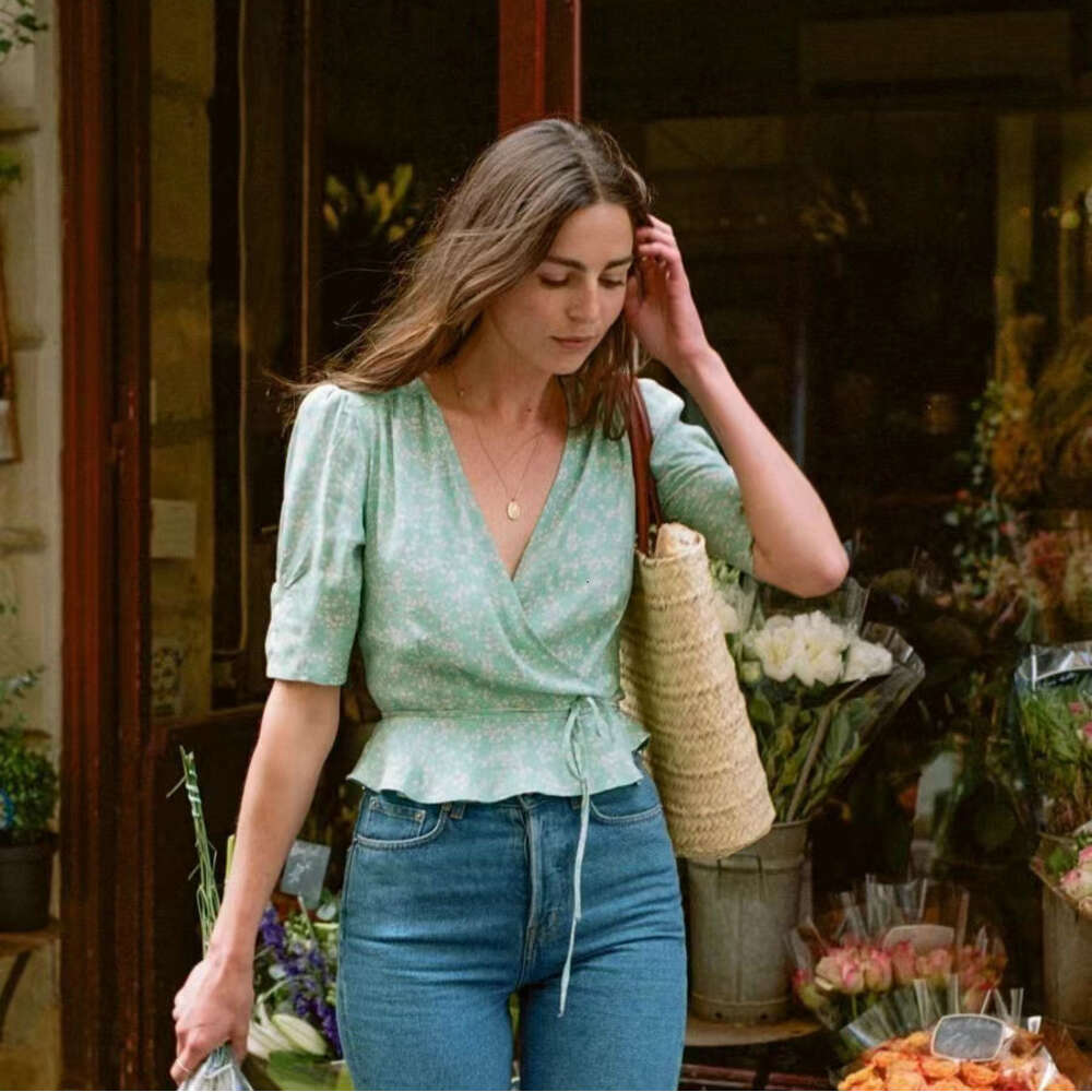 Womens Clothes New Merchandise Best Saller Spring Retro Fashion Hollow Out Slim Top Female Turtleneck Skinny Base Couples Stretch Casual Undershirt