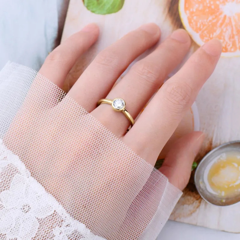 Anziw Classic 0.5ct Moissainete Wedding Ring Womens Gold Watch Band 5mm Laboratory Diamond Card Ring Engagement Jewelry Gift 240805